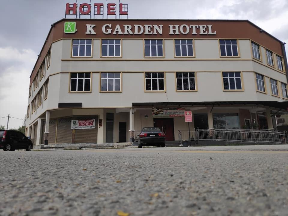 K Garden Hotel Parit Buntar Bagian luar foto